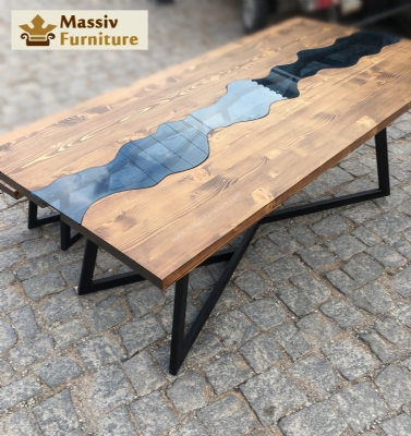 Nat�rliche Holztische