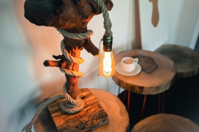 Tischlampe