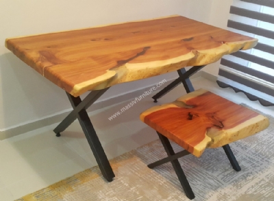 Natrliche Holztische