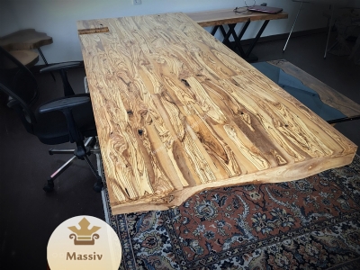 Natrliche Holztische